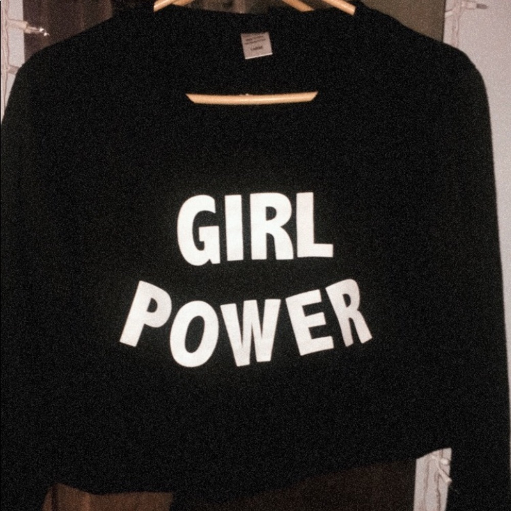 Girl power cropped top